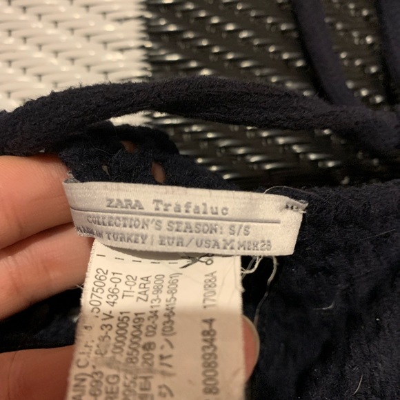 Crochet cropped top - Picture 3 of 3